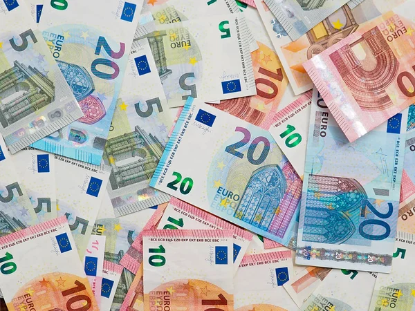 arka plan olarak birçok dolar ve euro banknot.