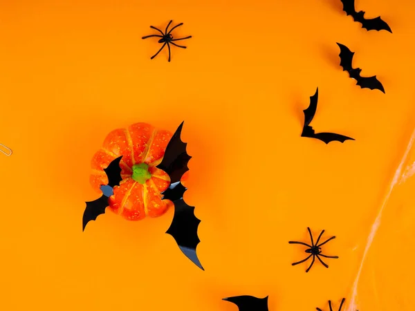 Concept Halloween Toiles Araignée Chauves Souris Sur Fond Orange Prêt — Photo