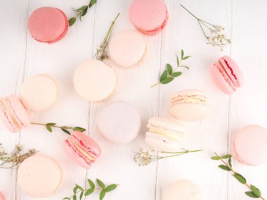 Beyaz arka plan üzerinde macarons desen