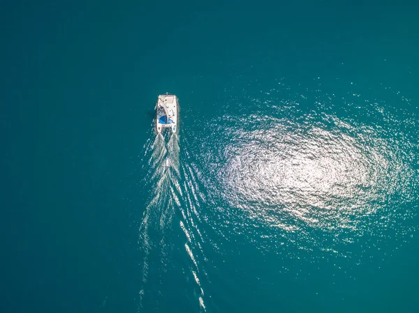 Aerial view of sailing boats walking on the sea — Stock Photo, Image