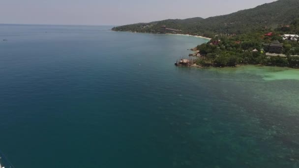 Vista aérea de veleros caminando sobre el mar — Vídeos de Stock