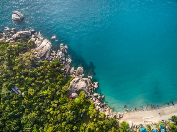 Luchtfoto van strand en boten — Stockfoto