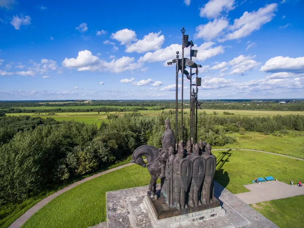 Letecký pohled na pomník Alexandr Něvskij v Rusku Pskov — Stock fotografie
