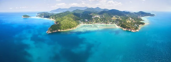 Vista panoramica sull'isola con vista a volo d'uccello — Foto Stock