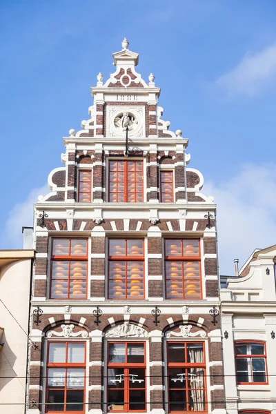 Casa tradicional smal y linda en Holanda — Foto de Stock