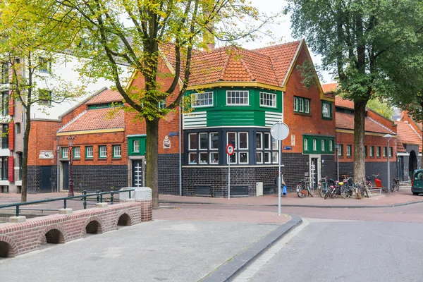 Traditionele stad straatmening in Holland — Stockfoto