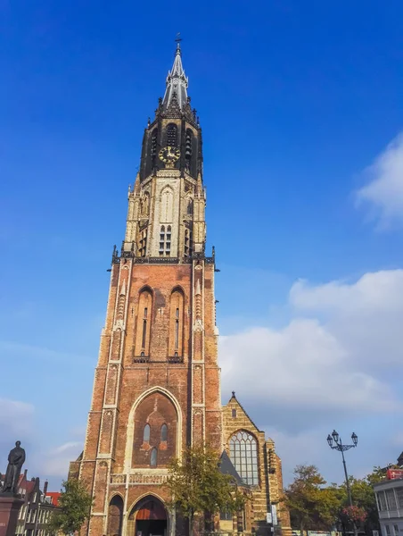 La vista de la catedral gótica en Delft — Foto de Stock