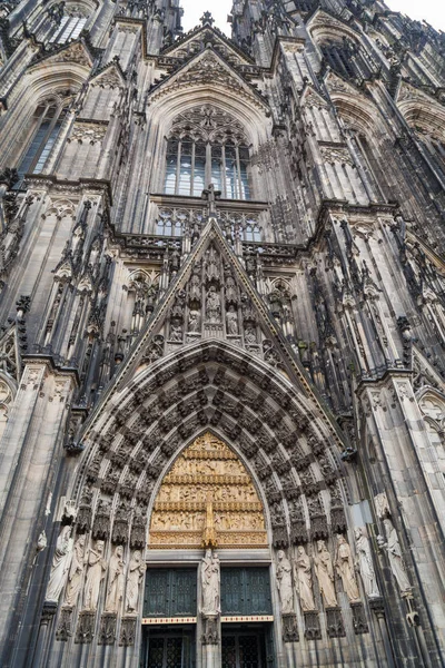Eski şehirde, Almanya Köln Katedrali — Stok fotoğraf