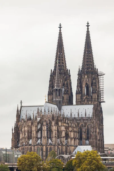 Vista da catedral de Koln na cidade velha, Alemanha — Fotografia de Stock