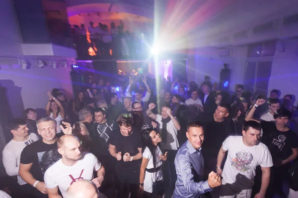 Este fél a klubban jelenet, Dj pók & Dj hal — Stock Fotó