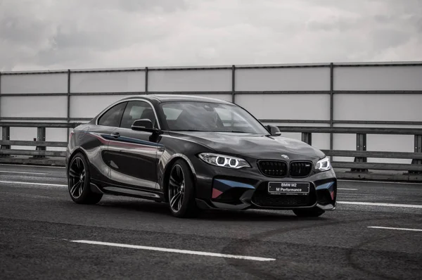 RUSSIA, MOSCOW - SEPTEMBER 24, 2016. BMW M2 sports car with Performance Pack, front-side view — Stock Photo, Image