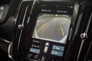 Moskova, Rusya - 3 Mayıs, 2017 Volvo V90 çapraz ülke, iç görünüm. Yeni Volvo V90 Cross Country testi. Bu arabada Awd Suv iş sınıfı bir salon. D4 motoru.