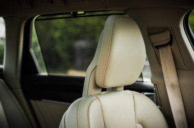 Moskova, Rusya - 3 Mayıs, 2017 Volvo V90 çapraz ülke, iç görünüm. Yeni Volvo V90 Cross Country testi. Bu arabada Awd Suv iş sınıfı bir salon. D4 motoru.
