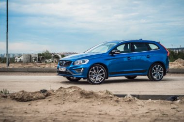 Moskova, Rusya - 20 Mayıs 2017 Volvo Xc60 Polestar, ön görünümü. Yeni Volvo Xc60 Polestar testi. Bu arabada Awd kompakt crossover Suv. T6 motor.