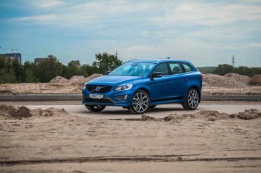 Moskova, Rusya - 20 Mayıs 2017 Volvo Xc60 Polestar, ön görünümü. Yeni Volvo Xc60 Polestar testi. Bu arabada Awd kompakt crossover Suv. T6 motor.