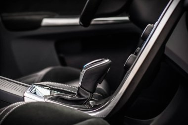 Moskova, Rusya - 20 Mayıs 2017 Volvo Xc60 Polestar, inerior görünümü. Yeni Volvo Xc60 Polestar testi. Bu arabada Awd kompakt crossover Suv. T6 motor.