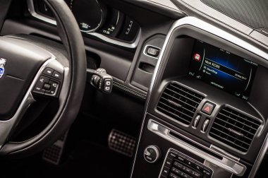 Moskova, Rusya - 20 Mayıs 2017 Volvo Xc60 Polestar, inerior görünümü. Yeni Volvo Xc60 Polestar testi. Bu arabada Awd kompakt crossover Suv. T6 motor.