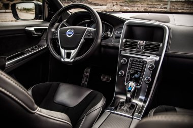 Moskova, Rusya - 20 Mayıs 2017 Volvo Xc60 Polestar, inerior görünümü. Yeni Volvo Xc60 Polestar testi. Bu arabada Awd kompakt crossover Suv. T6 motor.