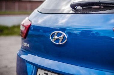 Moskova, Rusya - 25 Haziran 2017 Hyundai Creta / Hyundai ix25, ön görünümü. Yeni Hyundai Creta test / Hyundai ix25. Bu arabada 4wd kompakt crossover Suv. 2.0