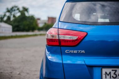 Moskova, Rusya - 25 Haziran 2017 Hyundai Creta / Hyundai ix25, ön görünümü. Yeni Hyundai Creta test / Hyundai ix25. Bu arabada 4wd kompakt crossover Suv. 2.0