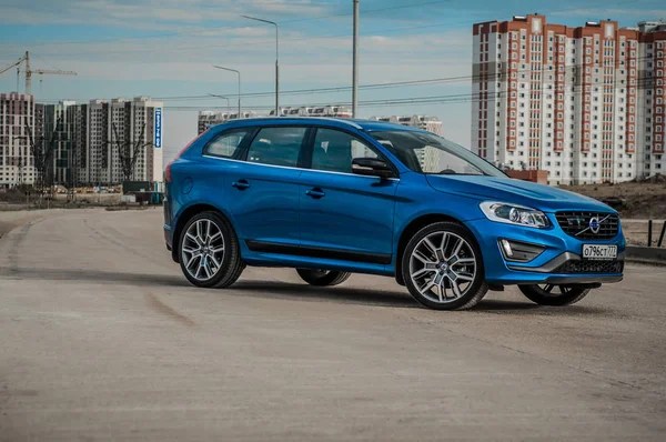 Moskova, Rusya - 20 Mayıs 2017 Volvo Xc60 Polestar, ön görünümü. Yeni Volvo Xc60 Polestar testi. Bu arabada Awd kompakt crossover Suv. T6 motor.