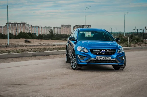 Moskova, Rusya - 20 Mayıs 2017 Volvo Xc60 Polestar, ön görünümü. Yeni Volvo Xc60 Polestar testi. Bu arabada Awd kompakt crossover Suv. T6 motor.