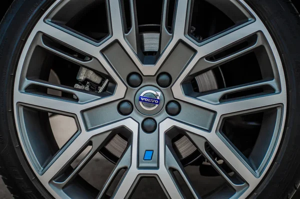 Moskova, Rusya - 20 Mayıs 2017 Volvo Xc60 Polestar, ön görünümü. Yeni Volvo Xc60 Polestar testi. Bu arabada Awd kompakt crossover Suv. T6 motor.