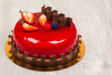 Meyveli kek Çikolata tablo ile