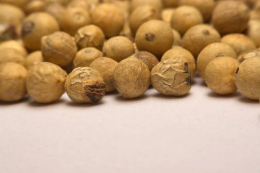 Bir arka plan beyaz biber yakın çekim.