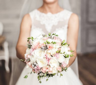  Gelin buketi. Gelin.