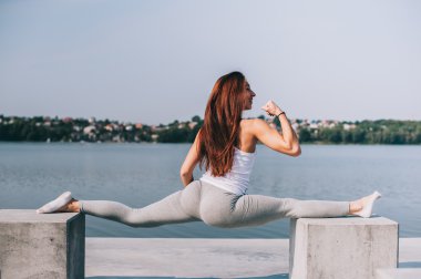 Waterside çekici spor kız