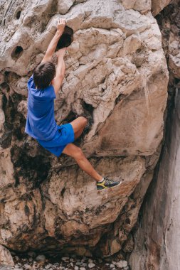 Genç dizi film yol ileri üstesinden gelir