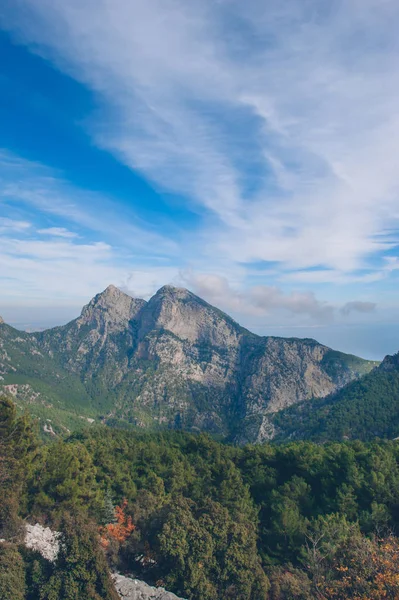 Beleza, paisagem nas montanhas na Turquia — Fotografia de Stock