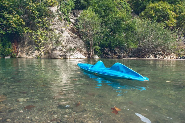 Einerkajak in der Schlucht — Stockfoto