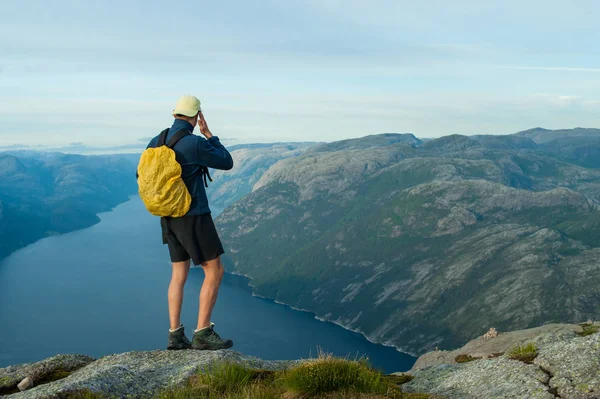 Norveç manzaralar ve doğa bir ülkedir