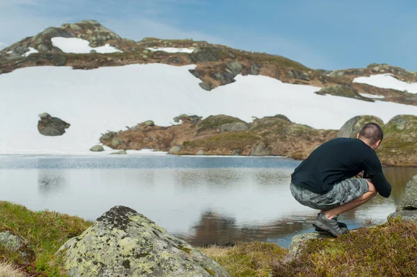 Noruega es un país de paisajes y naturaleza — Foto de Stock