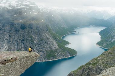 Trolltunga Norveç'te muhteşem güzelliktir