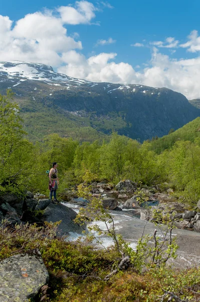 Trolltunga, Norvégiában a mesés szépség — Stock Fotó