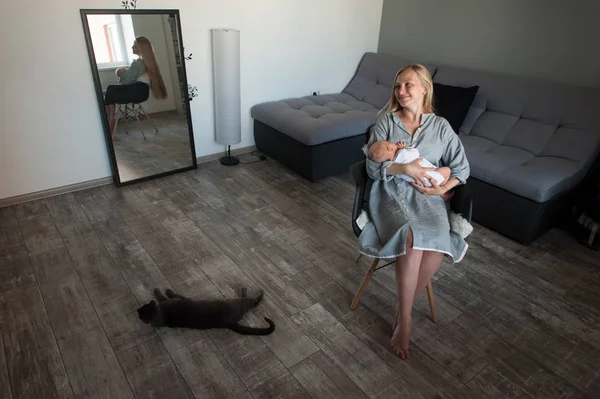 Anne ve yenidoğan çocuk