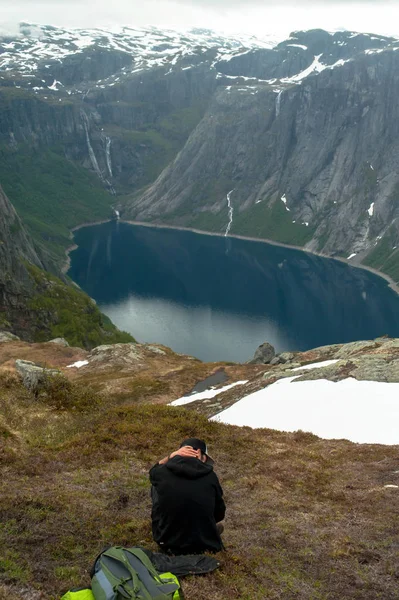 Trolltunga Norveç'te muhteşem güzelliktir — Stok fotoğraf