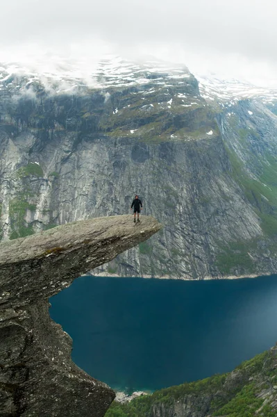 Trolltunga in Norway is fabulous beauty — Stock Photo, Image