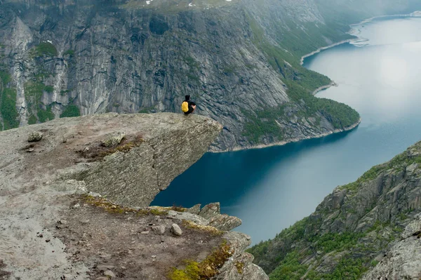 Trolltunga in Norway is fabulous beauty — Stock Photo, Image
