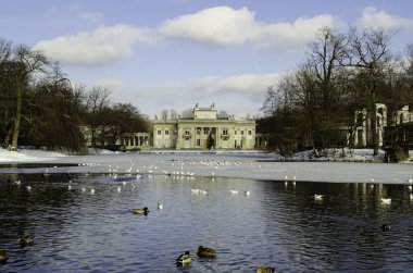 Varşova'nın park sarayda