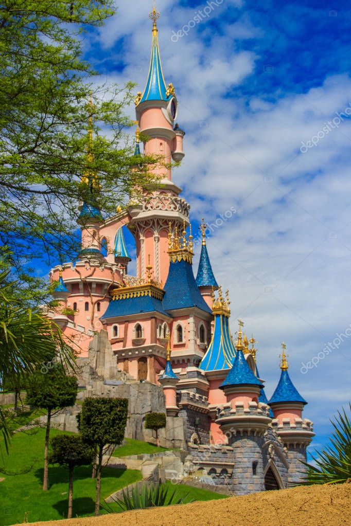 Sleeping Beauty castle at Disneyland Paris, Eurodisney Editorial. Photo stock.