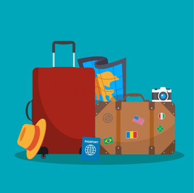 Turist bavul, kamera, şapka, harita ve pasaport