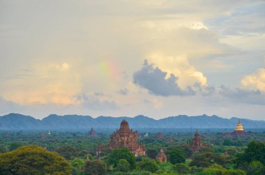 Bagan, Myanmar 'daki antik tapınaklar