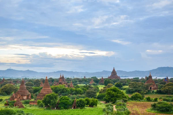 Bagan, Myanmar 'daki antik tapınaklar