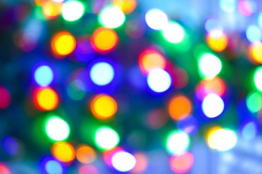 Noel ve yılbaşı dekorasyon (arka plan). Soyut bulanık bokeh yanıp sönen garland.