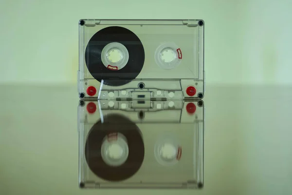 Kompakte Audiokassette Mit Reflexion — Stockfoto