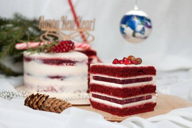 Noel tatlısı. Manzarayı kapat. Noel özellikleri etrafta.